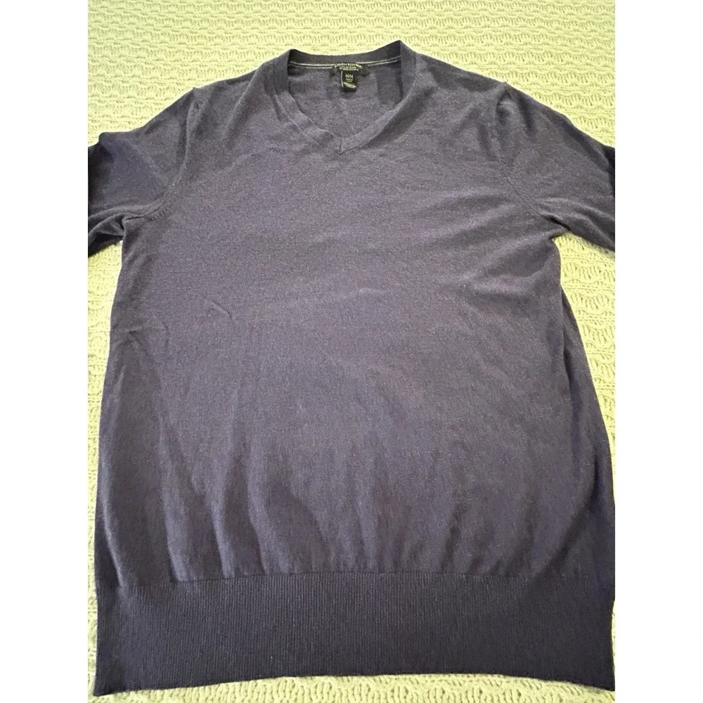 Banana Republic Sweater Mens M Purple Silk Cashmere V Neck Lightweight Preppy‎